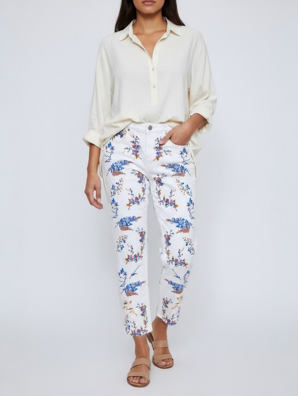 NWT Maje Pia White Embroidered Floral Cropped Straight Jeans Size 4